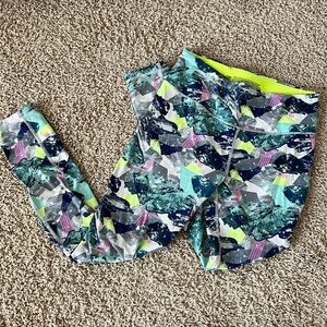 Victoria’s Secret VSX nylon elastic reflective workout leggings